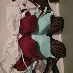 Savage X Fenty Bra Set - White, Red, Mint, Black